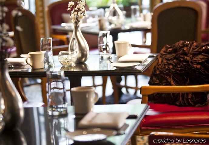 The Lindy Renaissance Charleston Hotel Restaurace fotografie