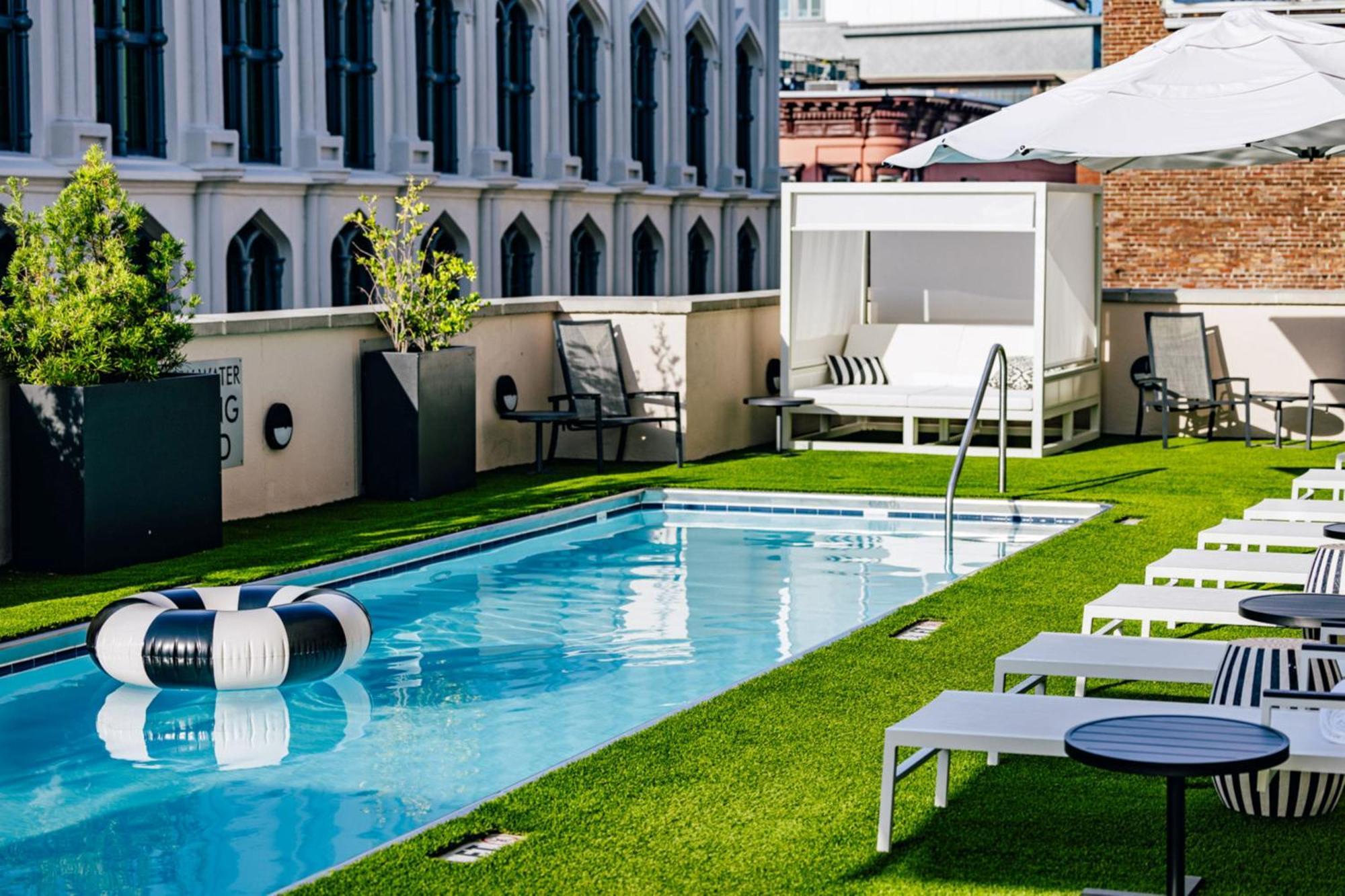 The Lindy Renaissance Charleston Hotel Exteriér fotografie