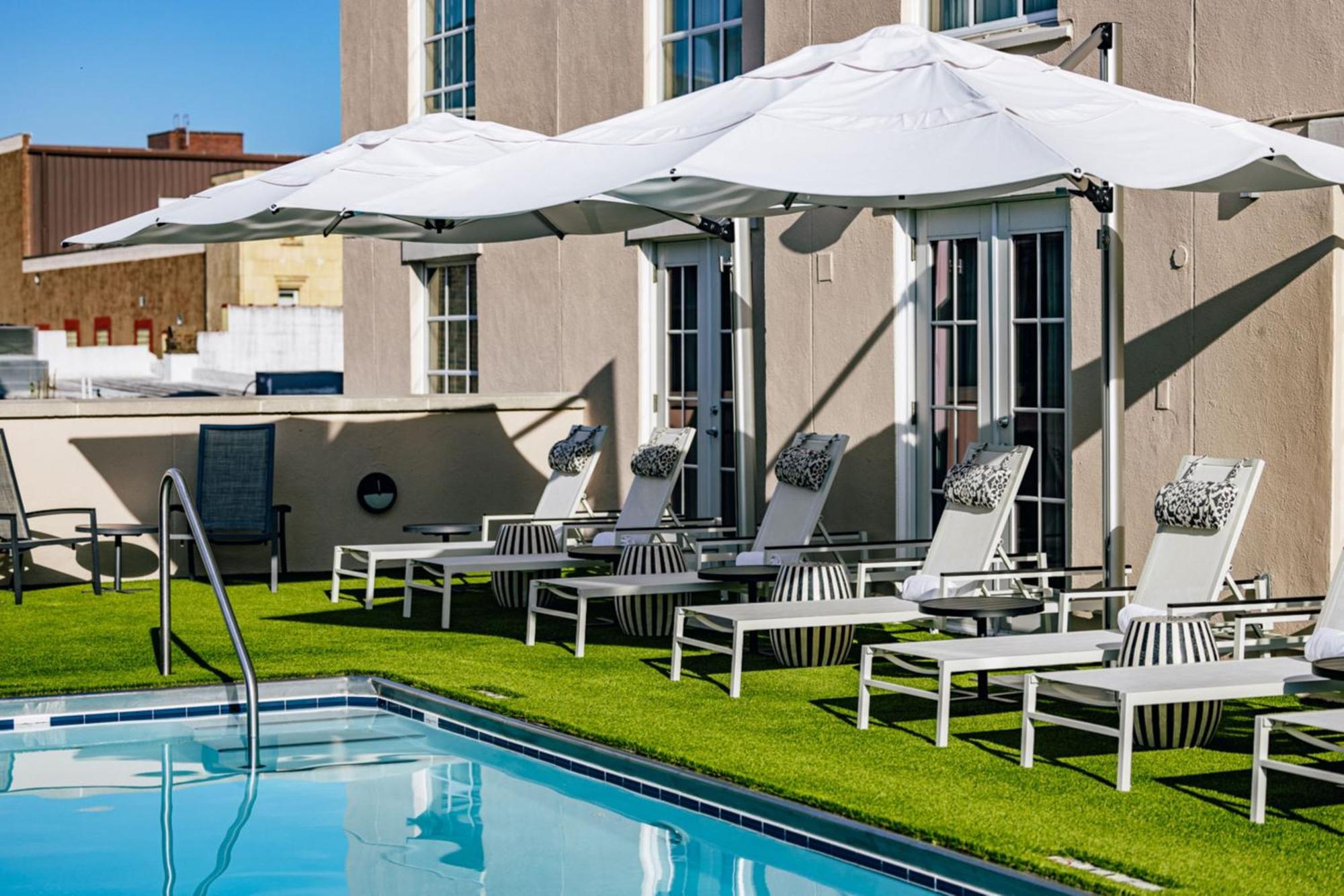 The Lindy Renaissance Charleston Hotel Exteriér fotografie