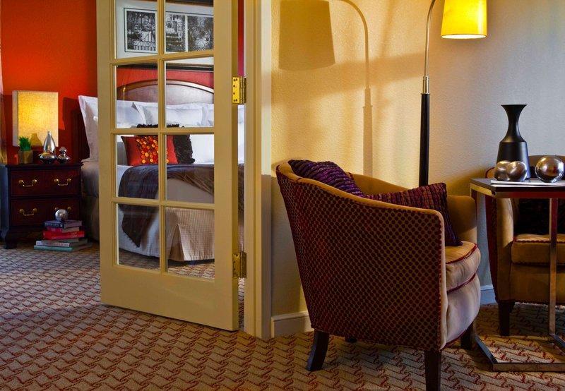 The Lindy Renaissance Charleston Hotel Exteriér fotografie